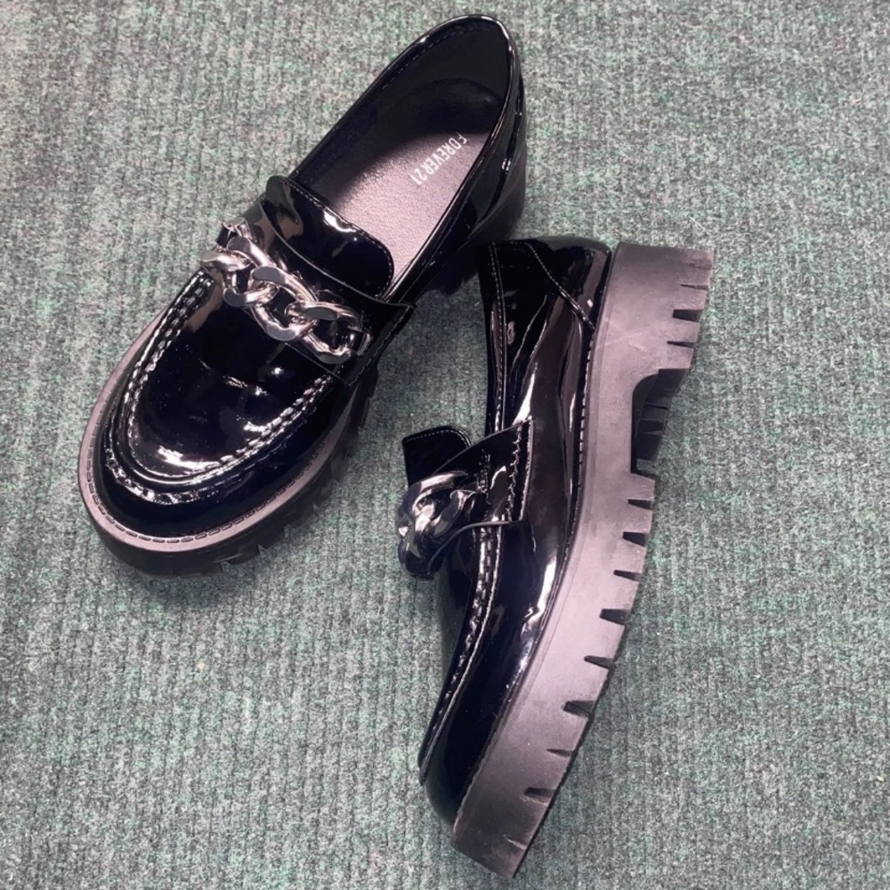 BLACK PLATFORM LOAFERS